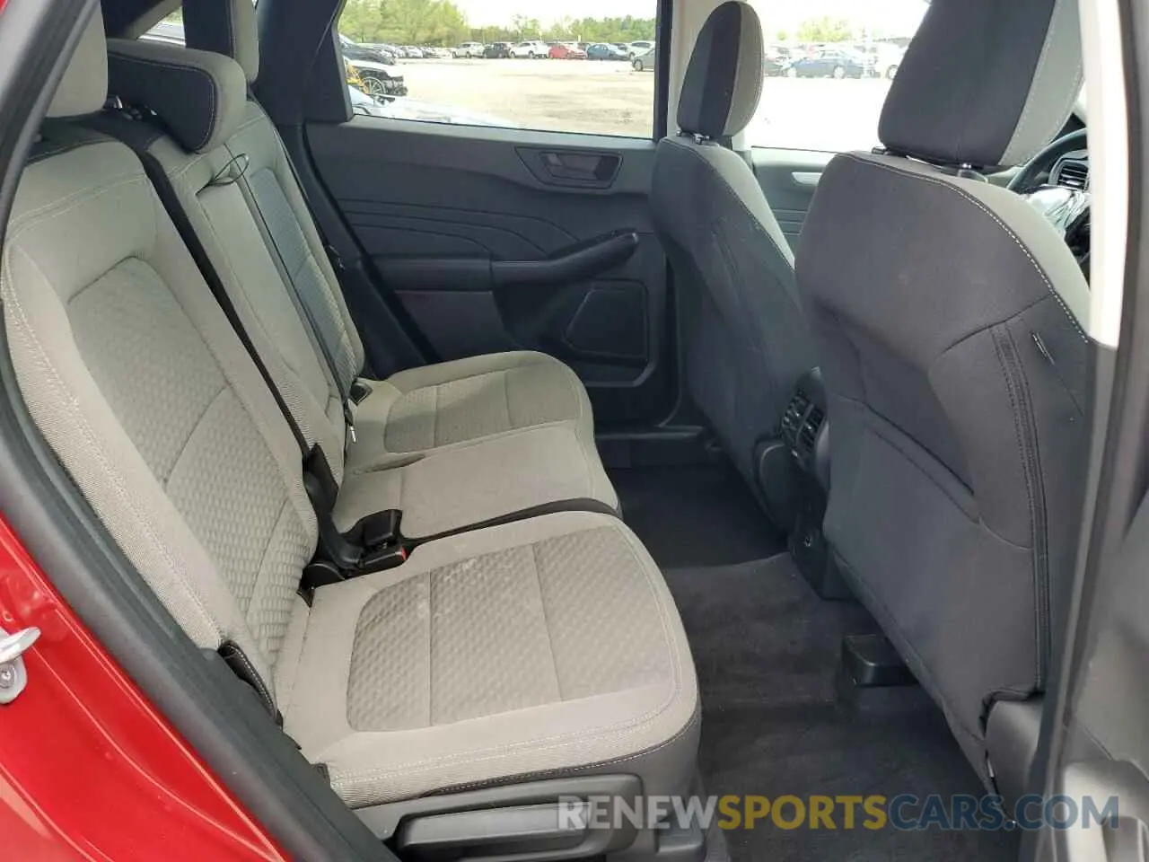 11 Photograph of a damaged car 1FMCU9G6XNUB92524 FORD ESCAPE 2022