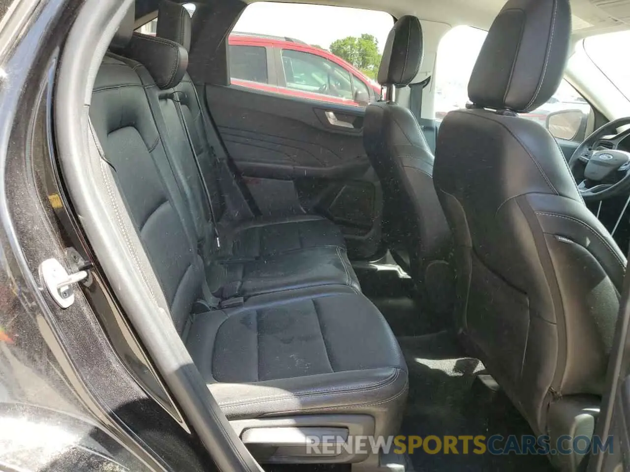 11 Photograph of a damaged car 1FMCU9H60NUA62136 FORD ESCAPE 2022