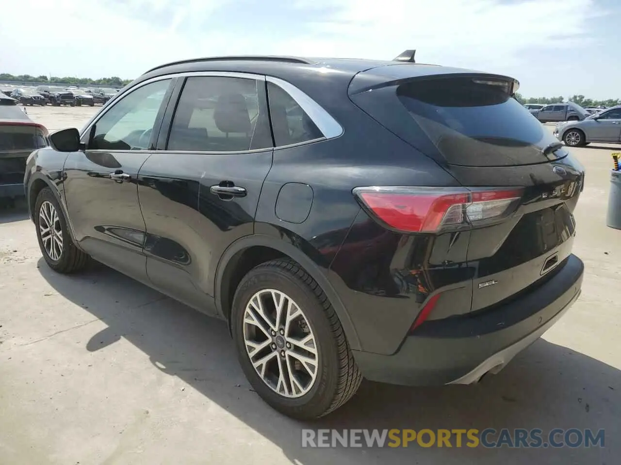2 Photograph of a damaged car 1FMCU9H60NUA62136 FORD ESCAPE 2022