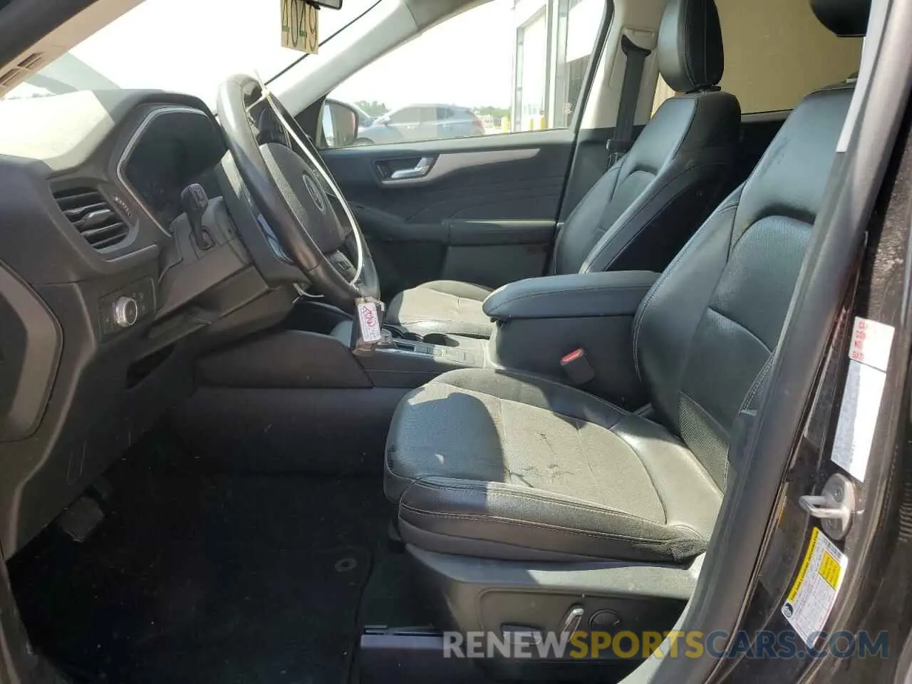 7 Photograph of a damaged car 1FMCU9H60NUA62136 FORD ESCAPE 2022