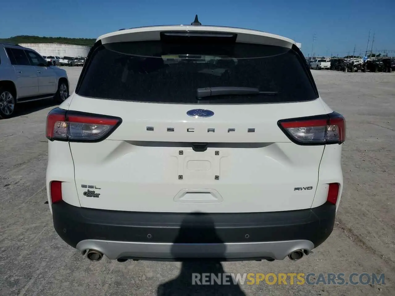 6 Photograph of a damaged car 1FMCU9H60NUB72099 FORD ESCAPE 2022
