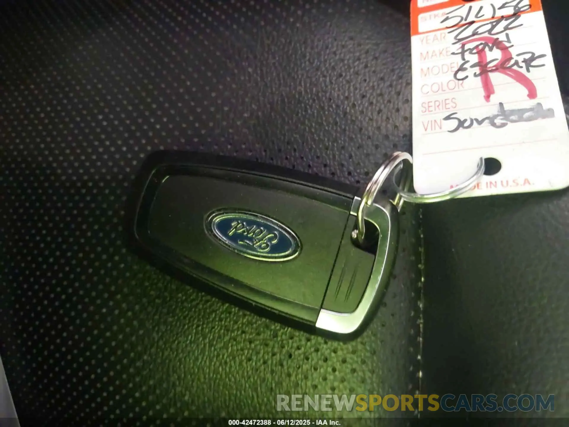 11 Photograph of a damaged car 1FMCU9H60NUB94474 FORD ESCAPE 2022