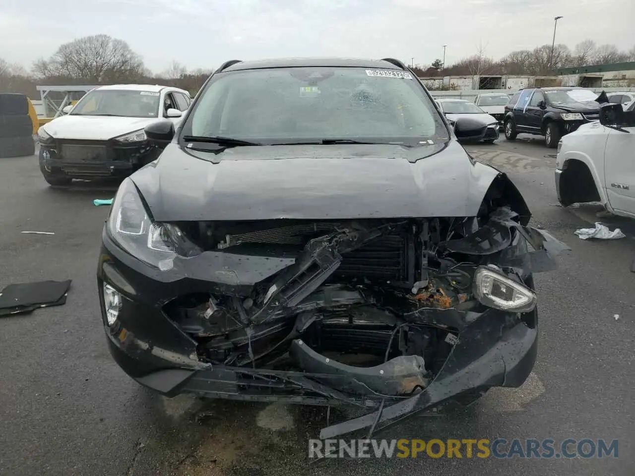 5 Photograph of a damaged car 1FMCU9H61NUA69211 FORD ESCAPE 2022