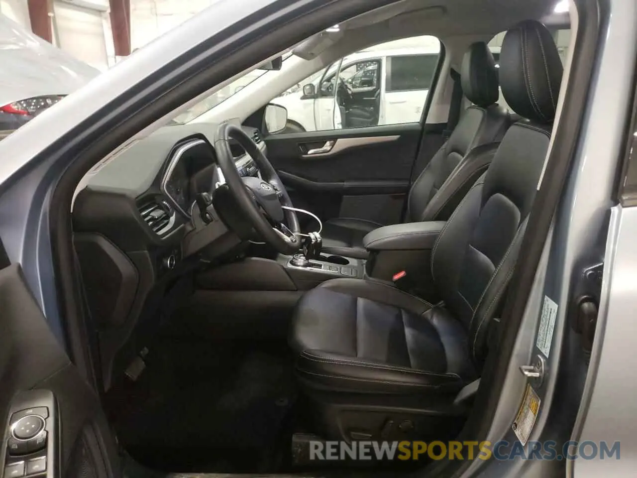 7 Photograph of a damaged car 1FMCU9H62NUB28573 FORD ESCAPE 2022