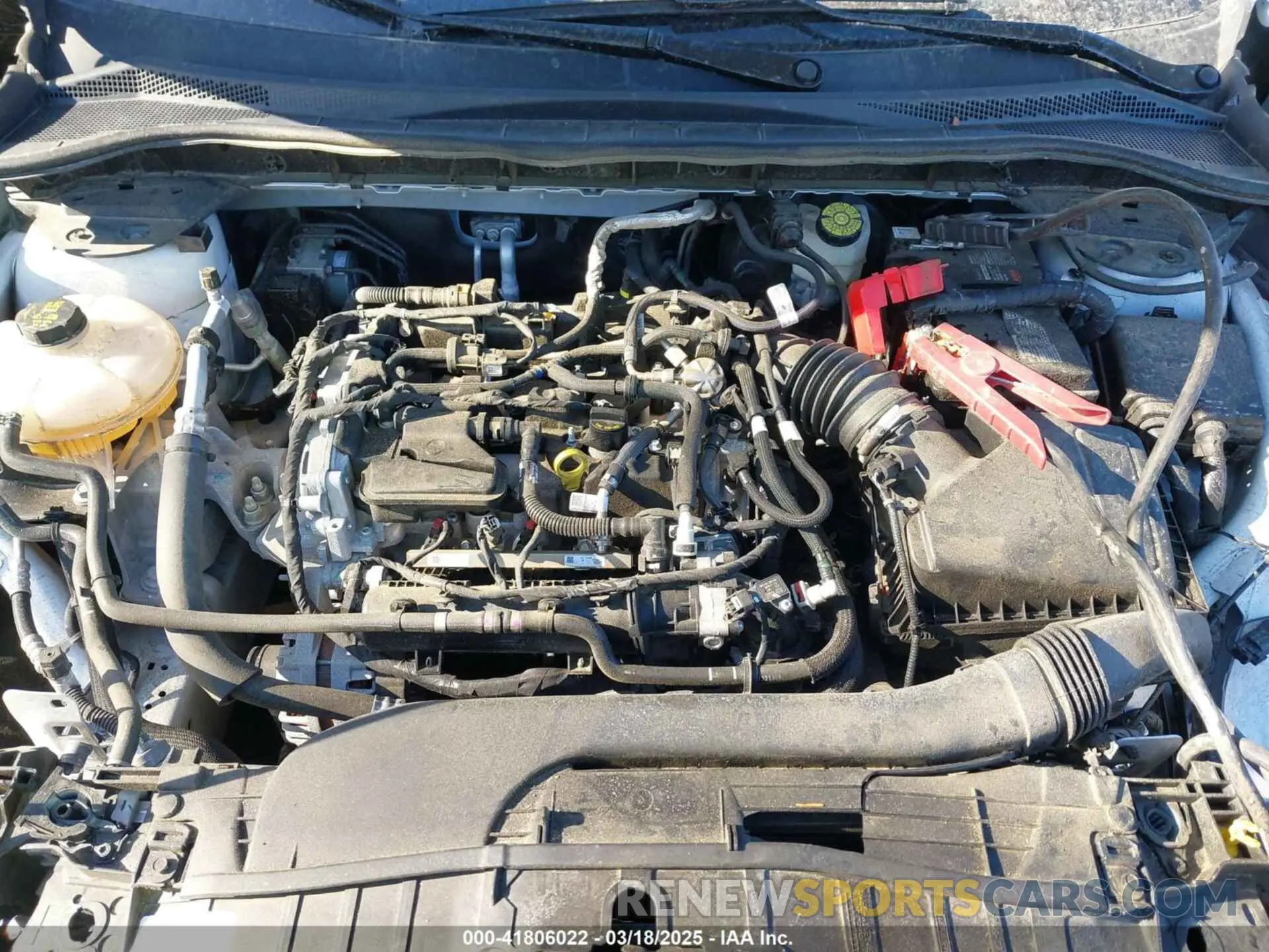 10 Photograph of a damaged car 1FMCU9H63NUA56993 FORD ESCAPE 2022