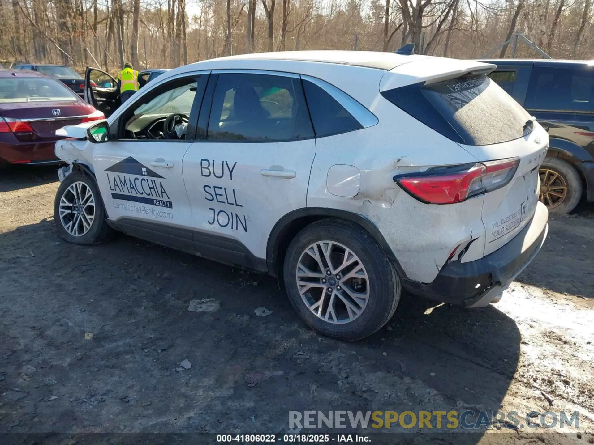 3 Photograph of a damaged car 1FMCU9H63NUA56993 FORD ESCAPE 2022