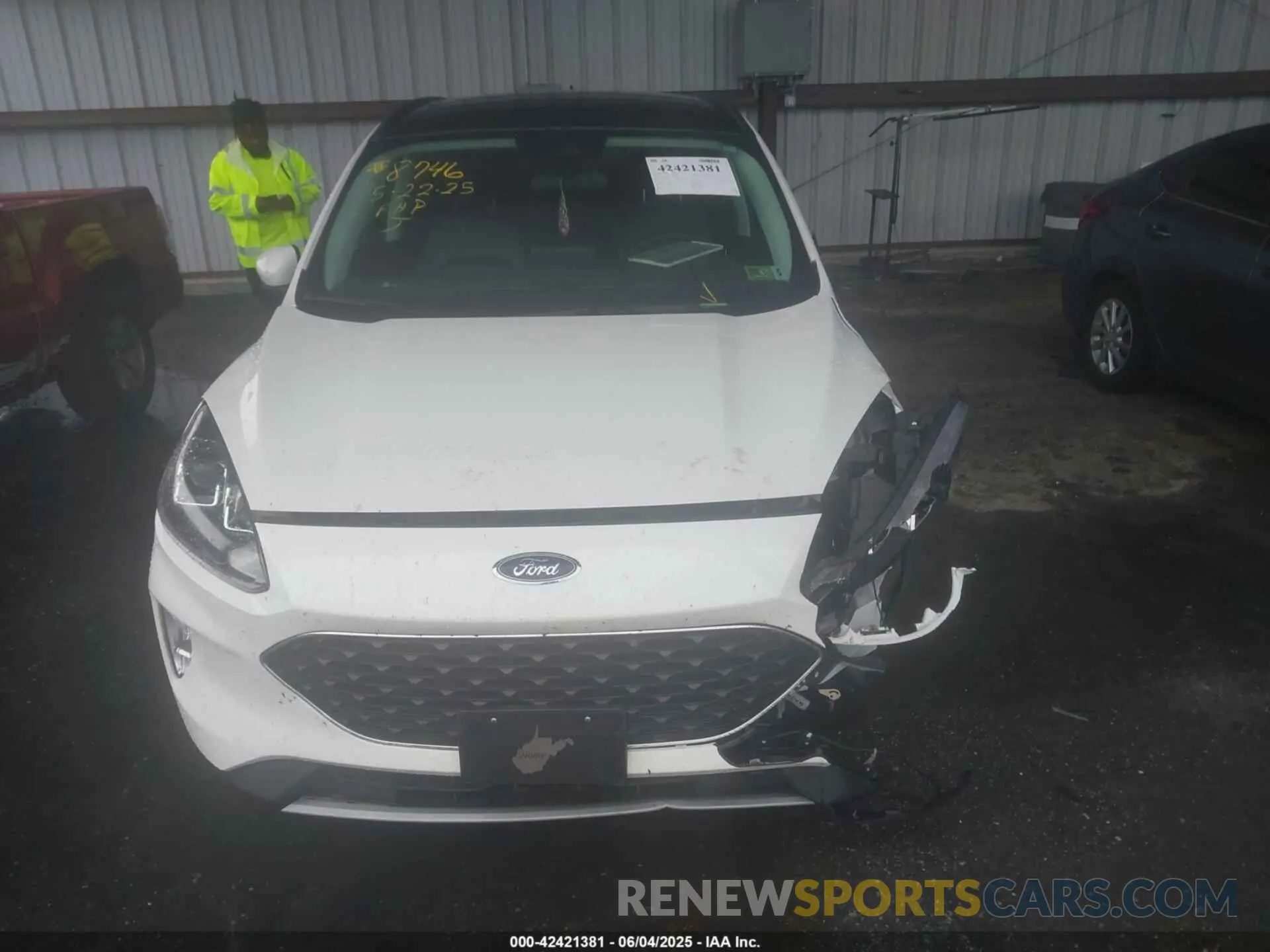 12 Photograph of a damaged car 1FMCU9H63NUB56480 FORD ESCAPE 2022