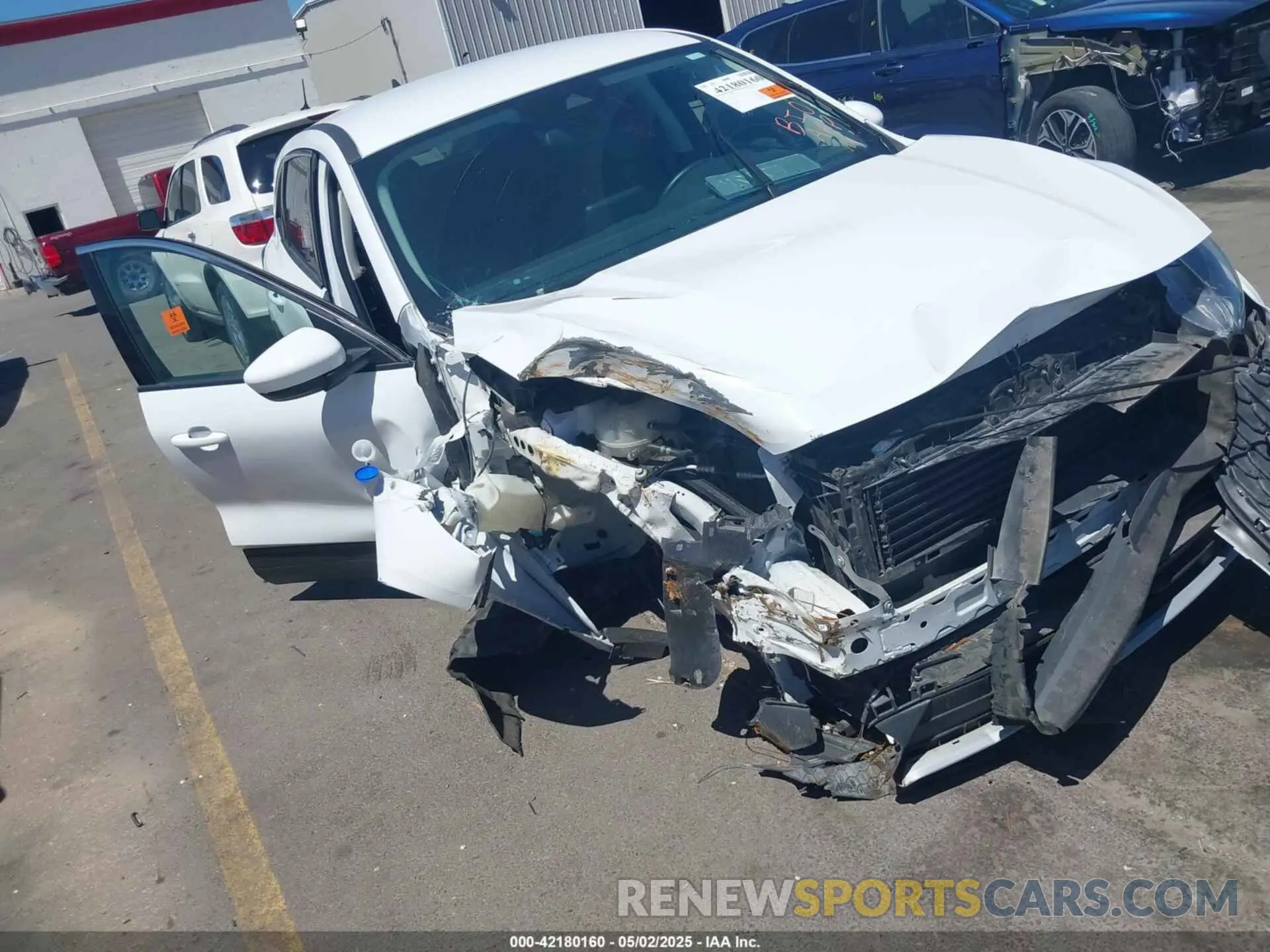 6 Photograph of a damaged car 1FMCU9H65NUA48099 FORD ESCAPE 2022