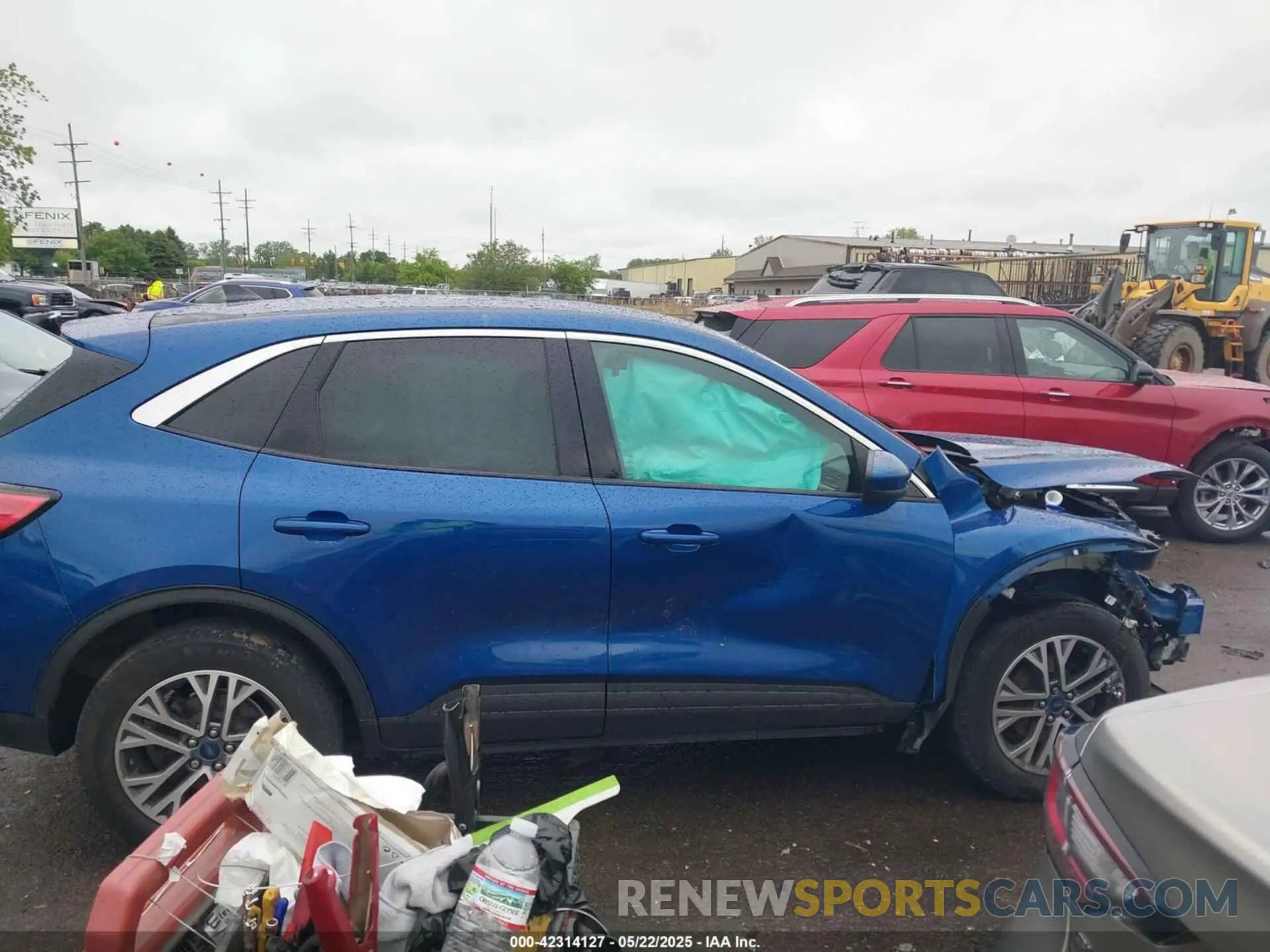 12 Photograph of a damaged car 1FMCU9H67NUB70625 FORD ESCAPE 2022