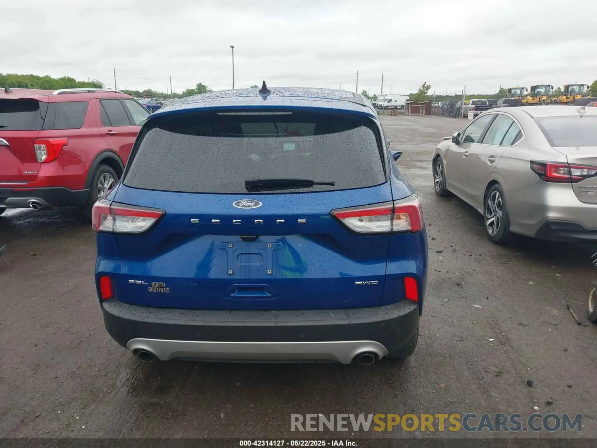 15 Photograph of a damaged car 1FMCU9H67NUB70625 FORD ESCAPE 2022