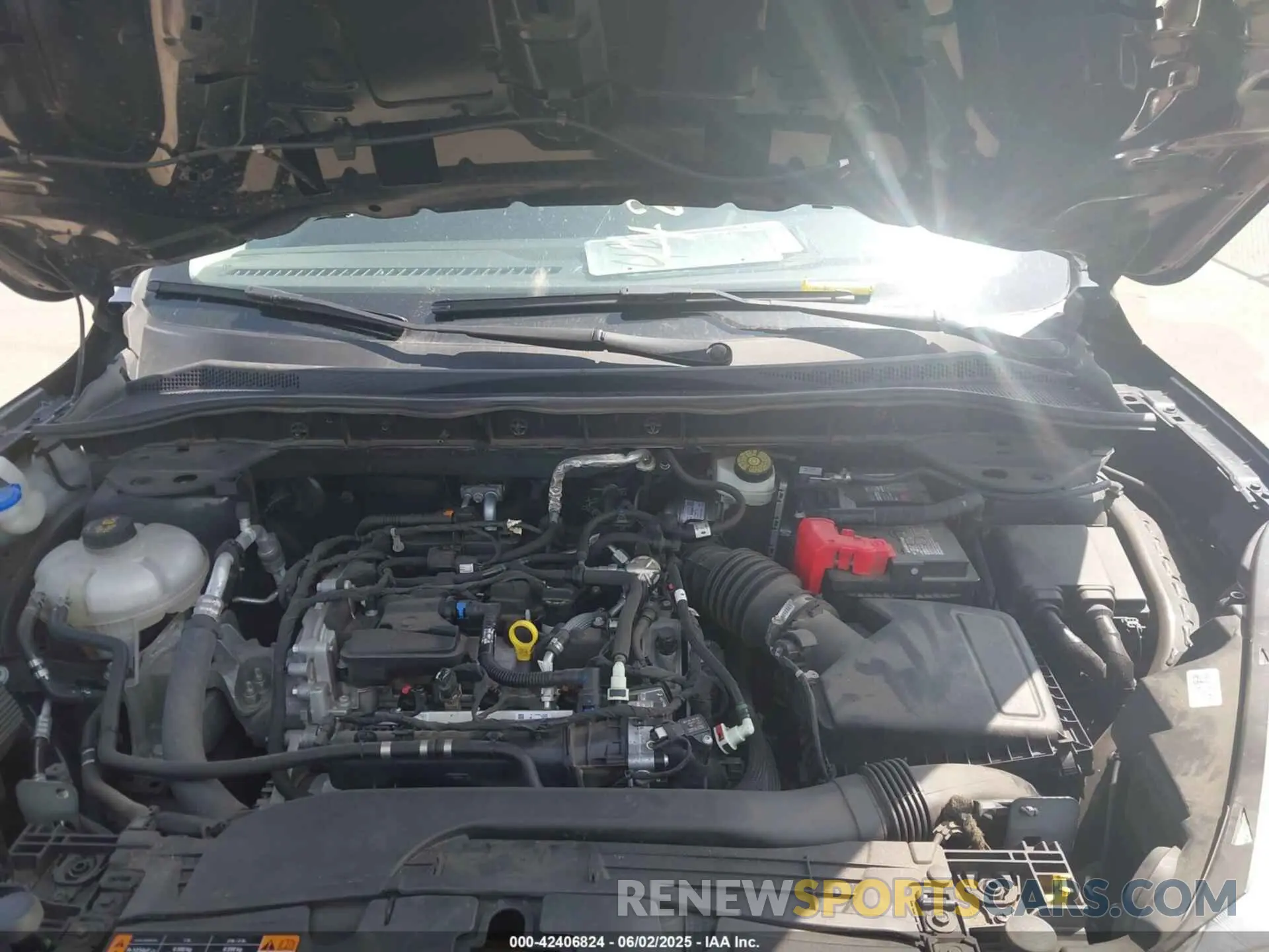 10 Photograph of a damaged car 1FMCU9H68NUA14612 FORD ESCAPE 2022