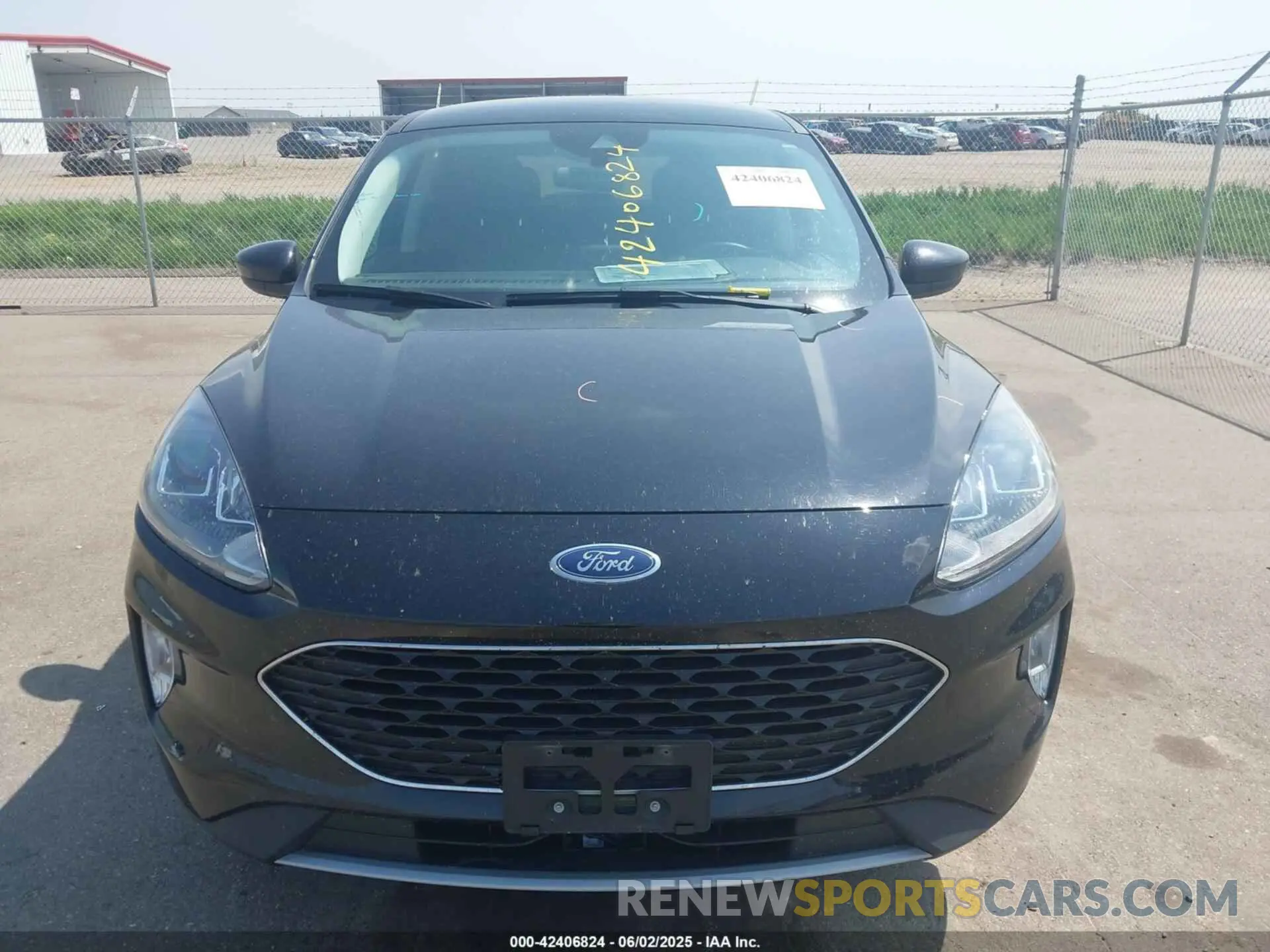 12 Photograph of a damaged car 1FMCU9H68NUA14612 FORD ESCAPE 2022