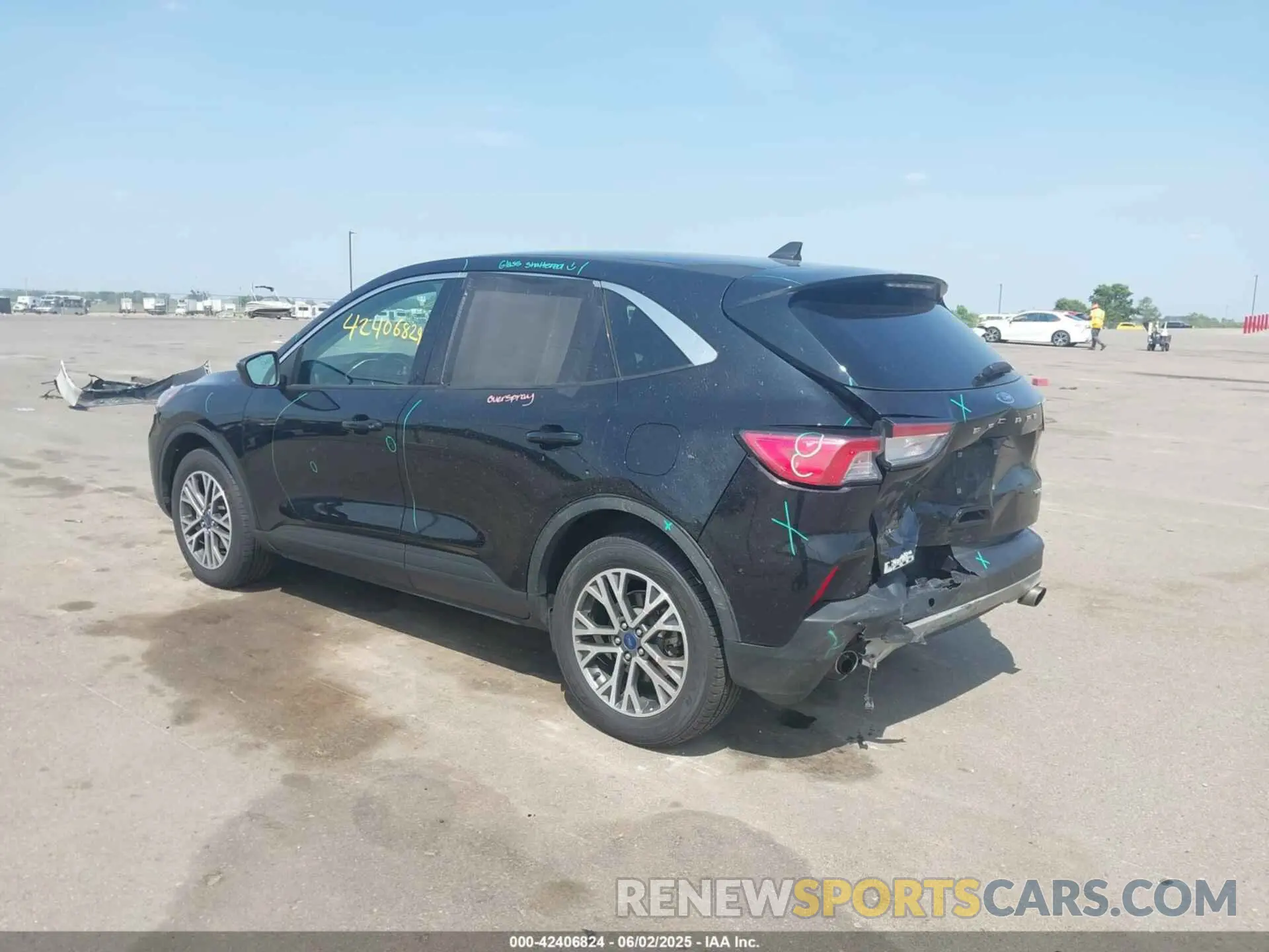3 Photograph of a damaged car 1FMCU9H68NUA14612 FORD ESCAPE 2022