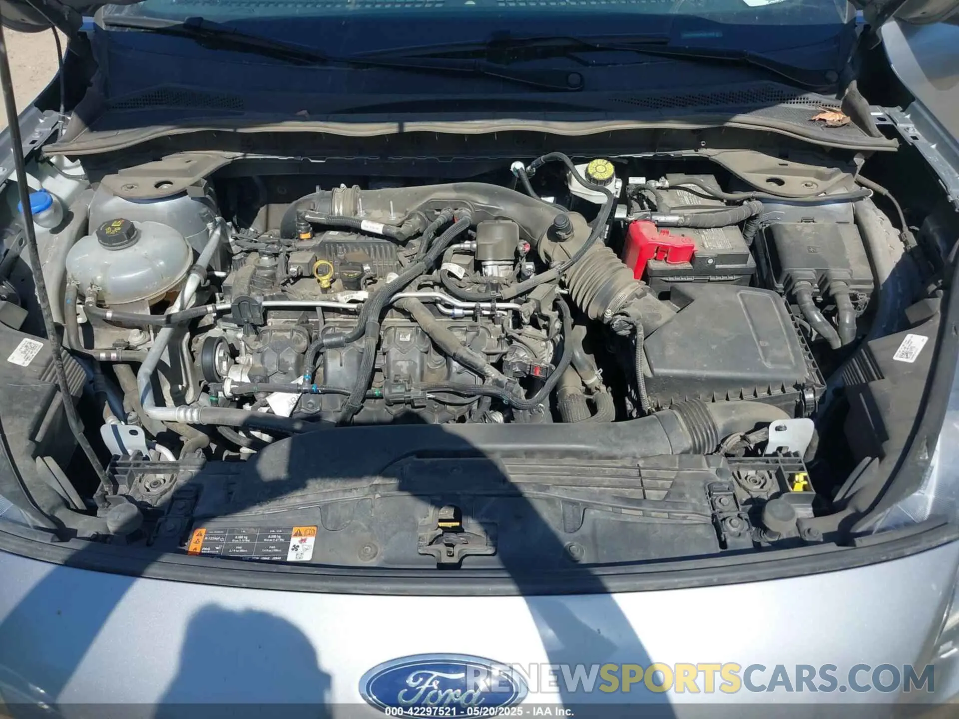 10 Photograph of a damaged car 1FMCU9H92NUB12920 FORD ESCAPE 2022