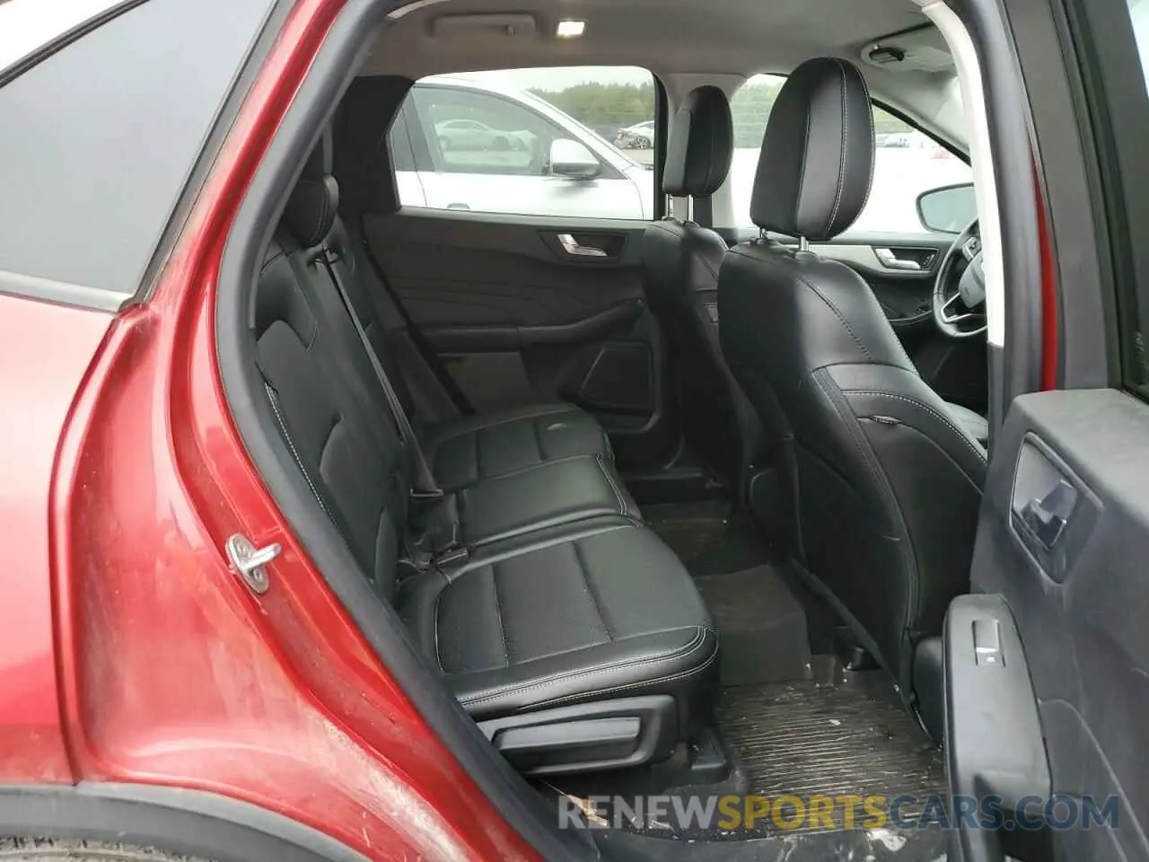10 Photograph of a damaged car 1FMCU9H93NUA25155 FORD ESCAPE 2022
