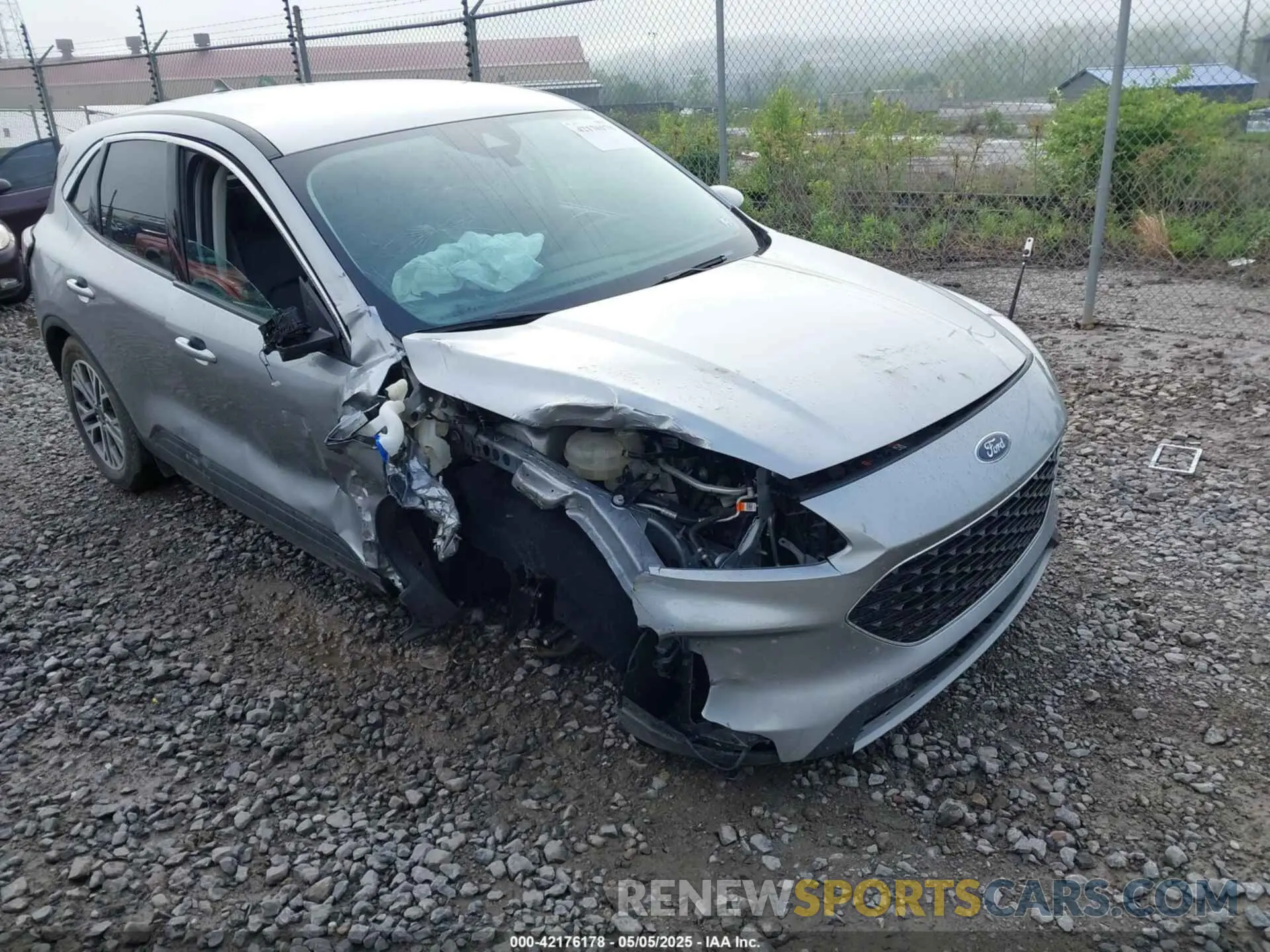 6 Photograph of a damaged car 1FMCU9H94NUA10776 FORD ESCAPE 2022