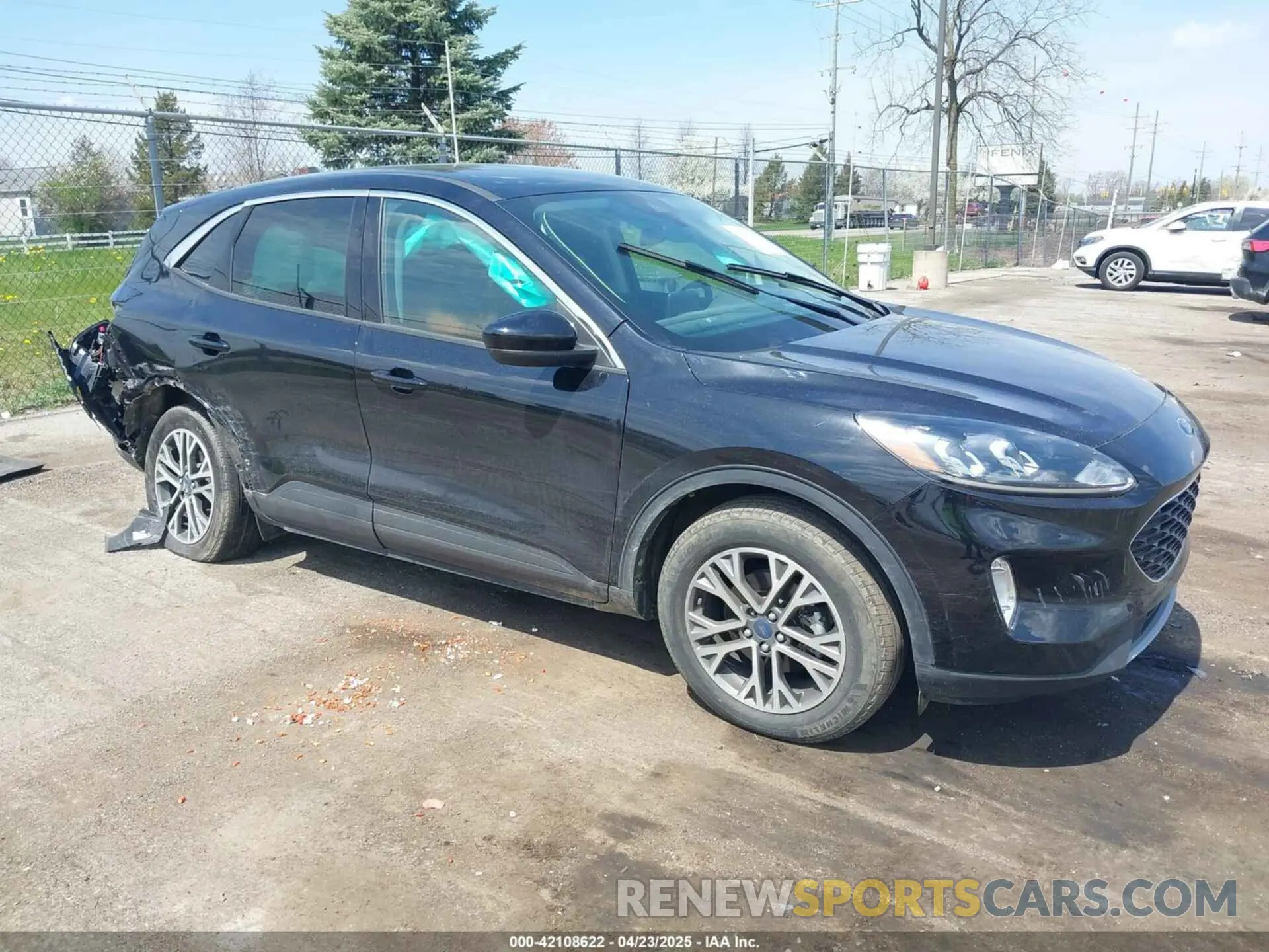 1 Photograph of a damaged car 1FMCU9H94NUB58068 FORD ESCAPE 2022