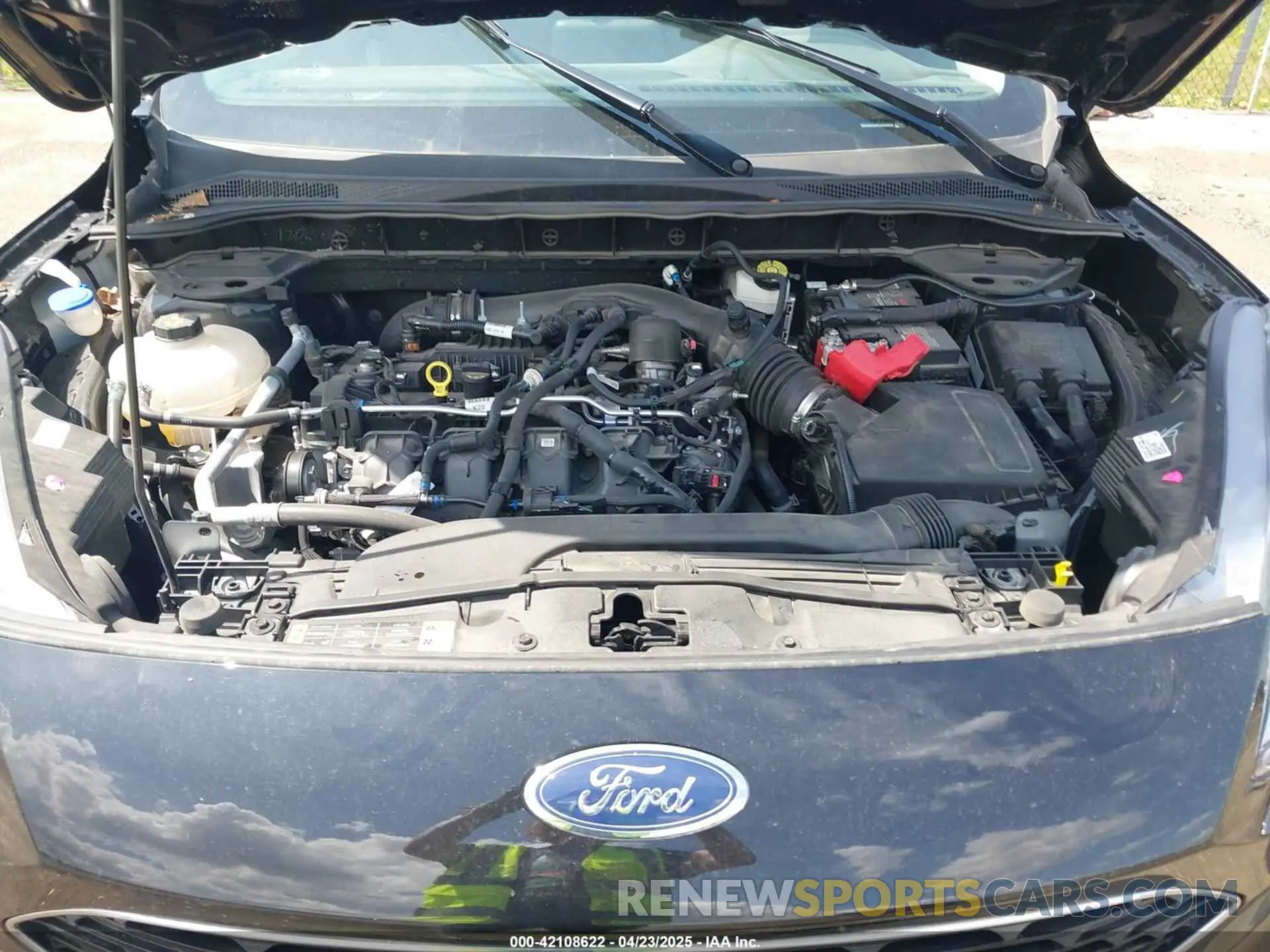10 Photograph of a damaged car 1FMCU9H94NUB58068 FORD ESCAPE 2022