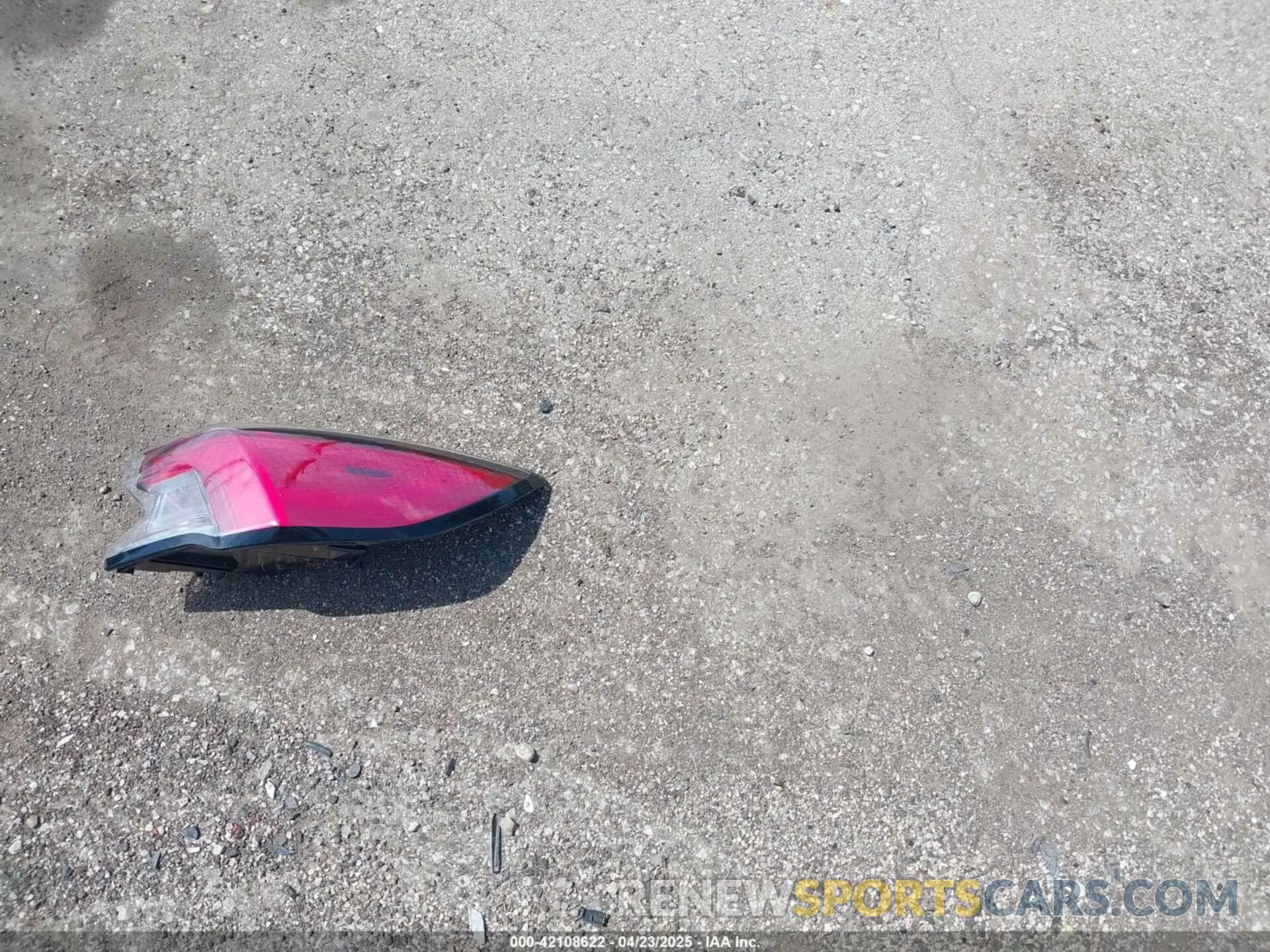 11 Photograph of a damaged car 1FMCU9H94NUB58068 FORD ESCAPE 2022