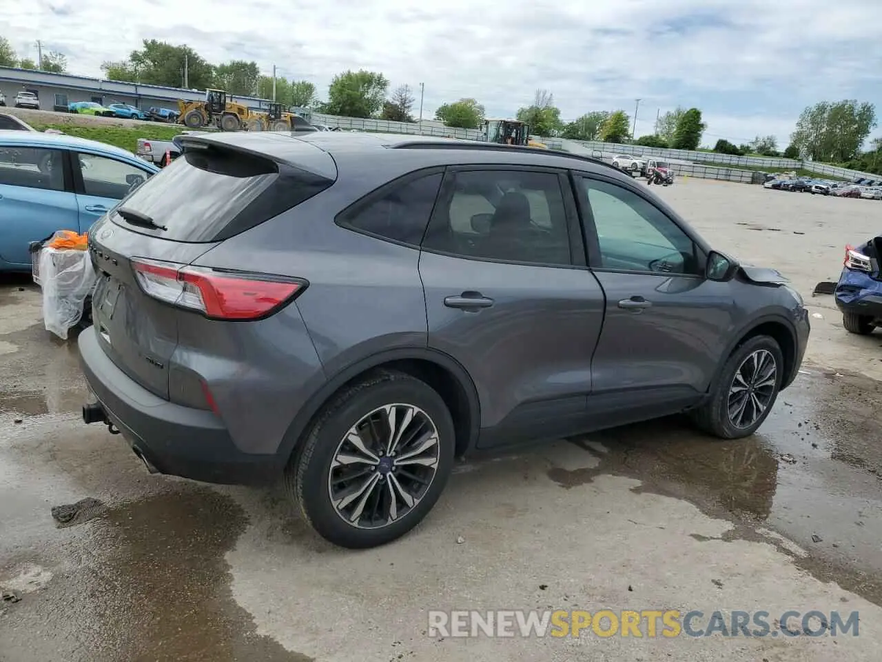 3 Photograph of a damaged car 1FMCU9H94NUB88266 FORD ESCAPE 2022