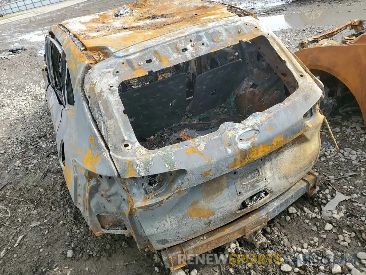 2 Photograph of a damaged car 1FMCU9H95NUA28364 FORD ESCAPE 2022