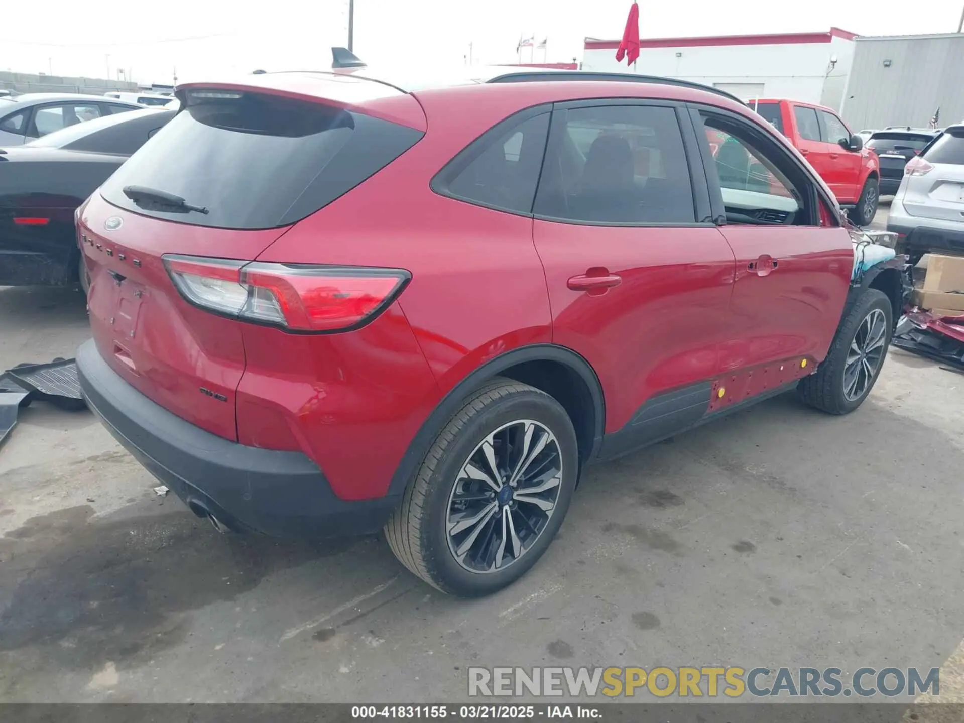 4 Photograph of a damaged car 1FMCU9H96NUA09158 FORD ESCAPE 2022