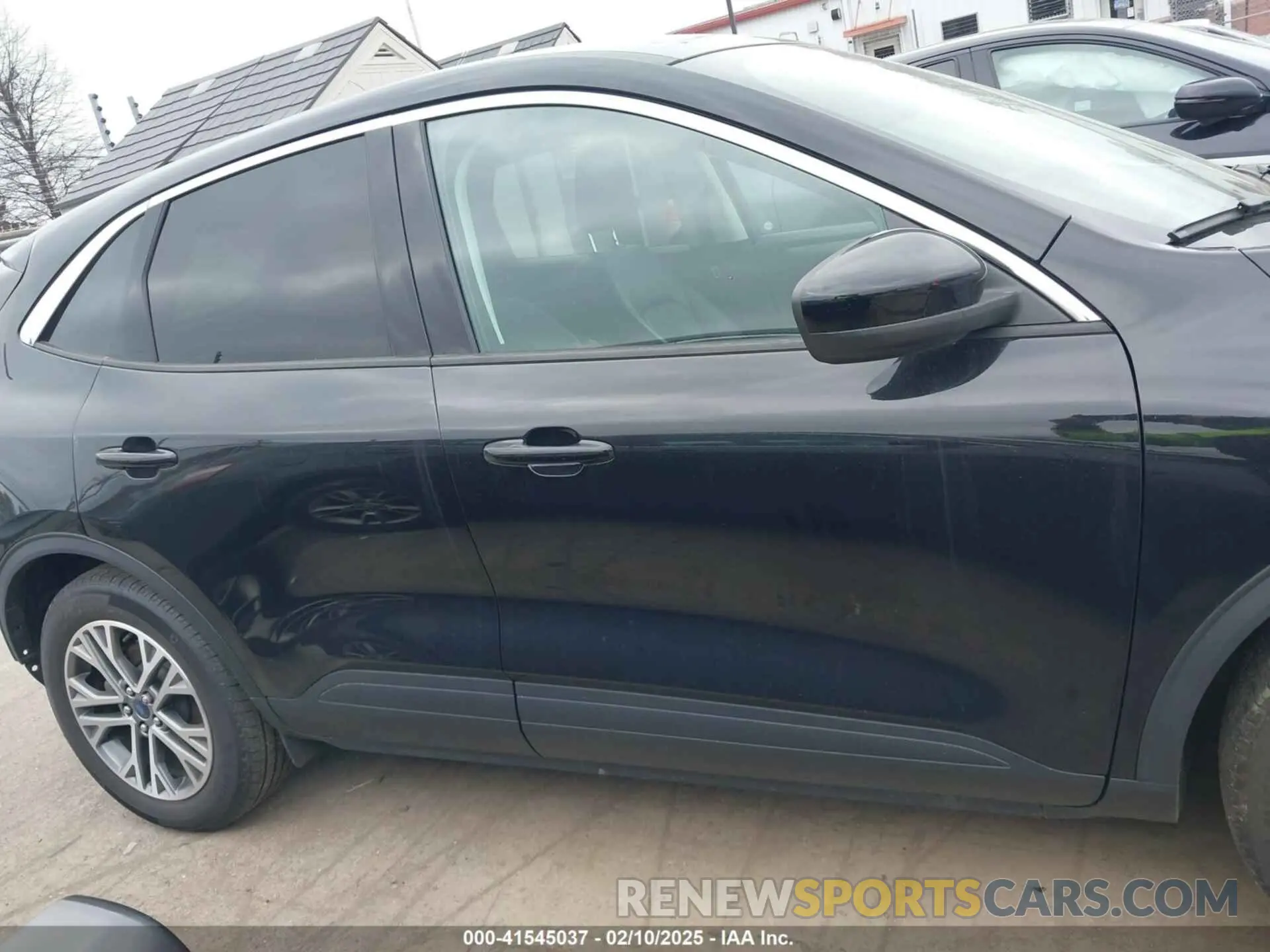 14 Photograph of a damaged car 1FMCU9H96NUA54567 FORD ESCAPE 2022