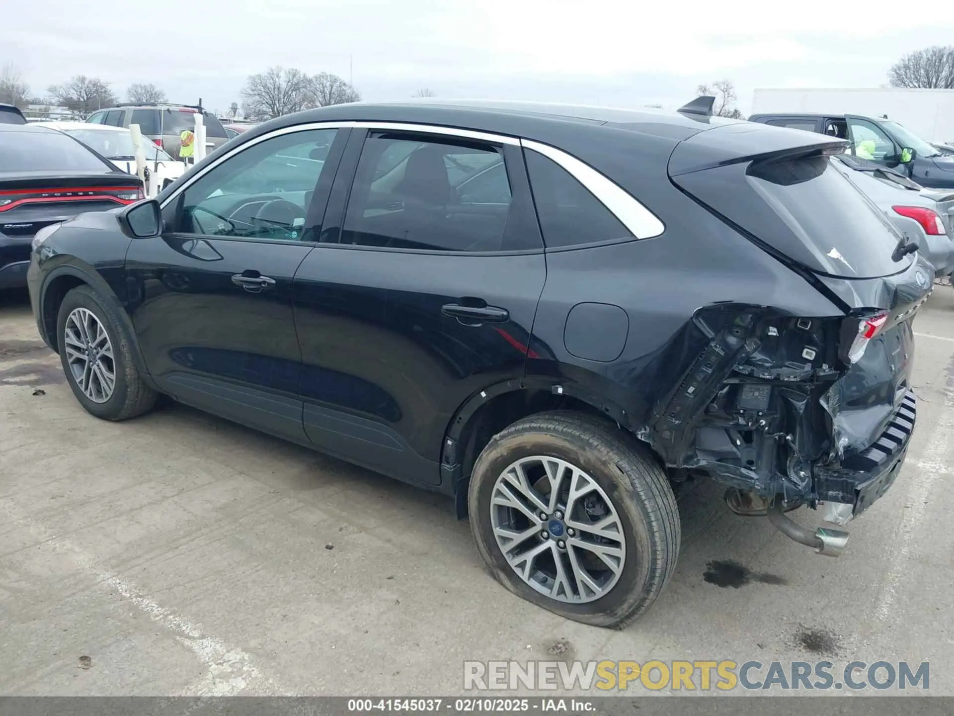 3 Photograph of a damaged car 1FMCU9H96NUA54567 FORD ESCAPE 2022