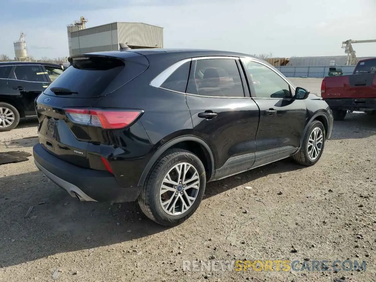 3 Photograph of a damaged car 1FMCU9H97NUA43755 FORD ESCAPE 2022