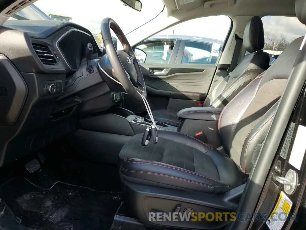 7 Photograph of a damaged car 1FMCU9H99NUB66571 FORD ESCAPE 2022