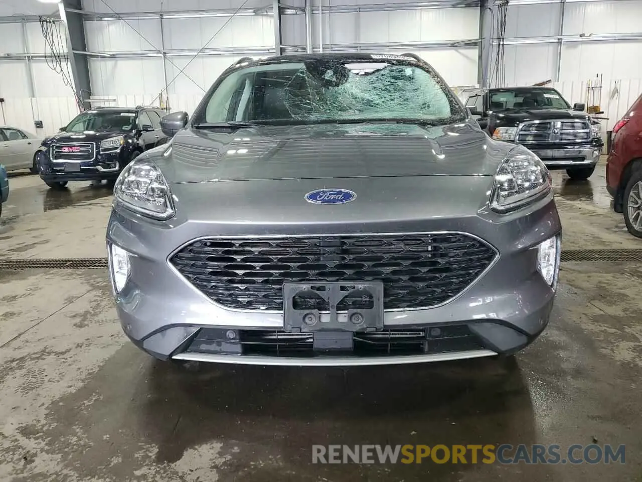 5 Photograph of a damaged car 1FMCU9J91NUB38368 FORD ESCAPE 2022