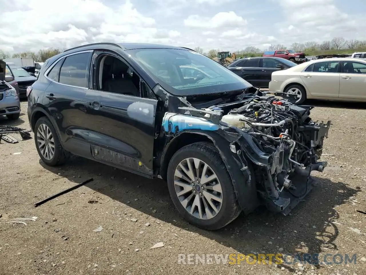 4 Photograph of a damaged car 1FMCU9J94NUA56358 FORD ESCAPE 2022