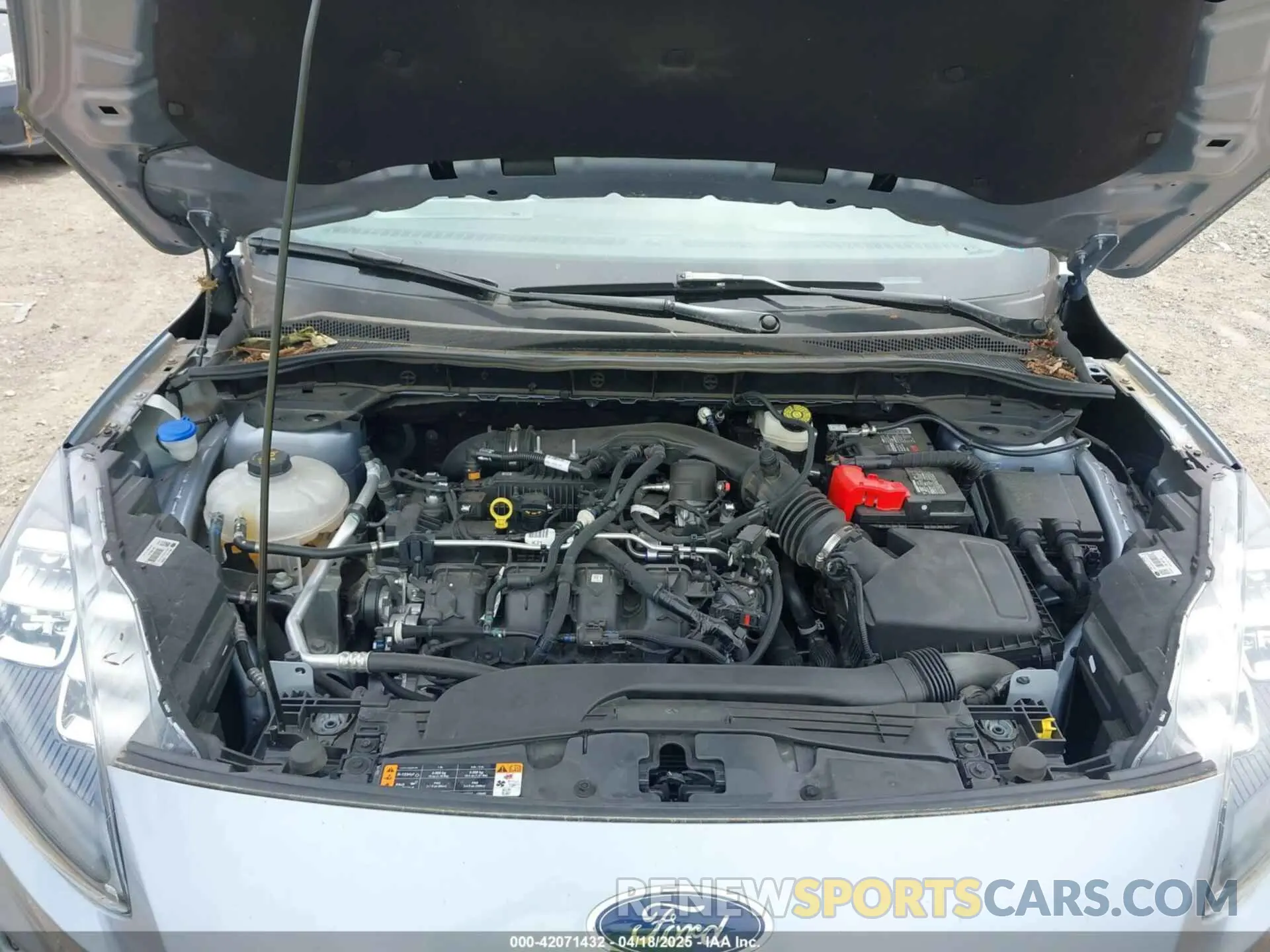 10 Photograph of a damaged car 1FMCU9J95NUA87666 FORD ESCAPE 2022