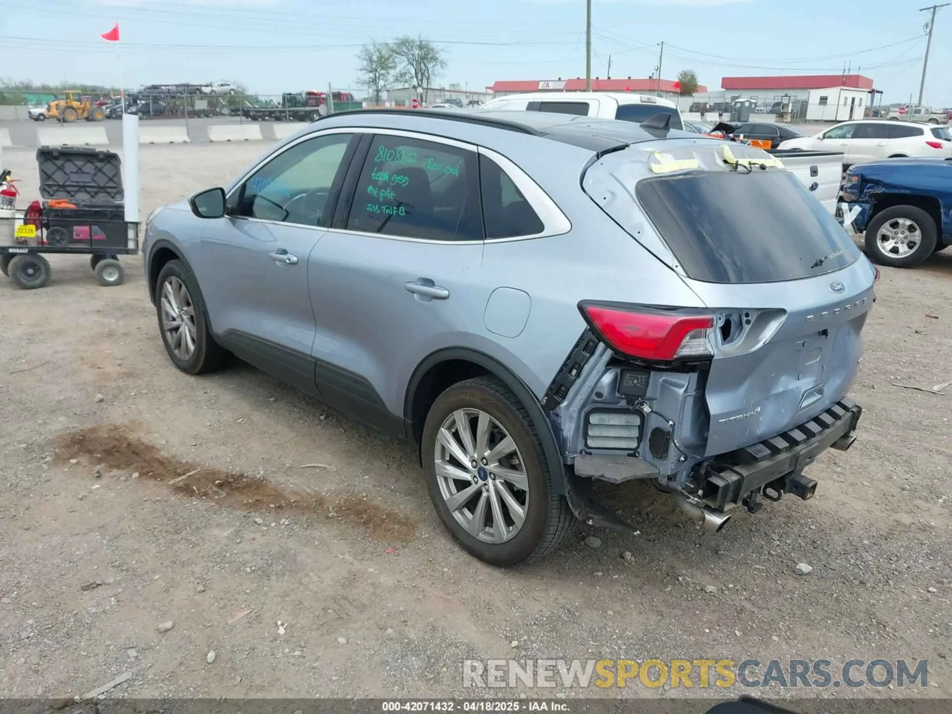 3 Photograph of a damaged car 1FMCU9J95NUA87666 FORD ESCAPE 2022