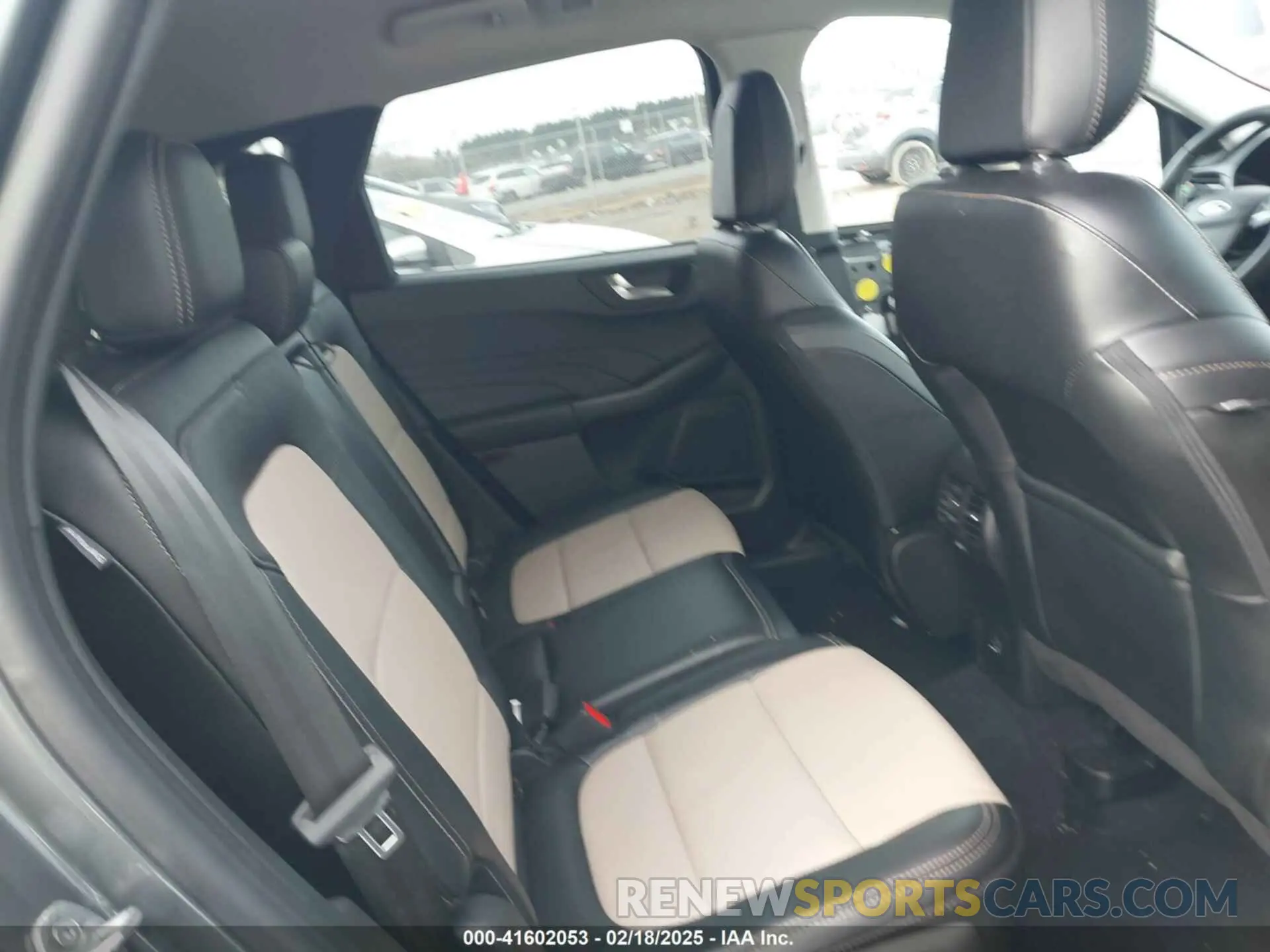 8 Photograph of a damaged car 1FMCU9J95NUB58123 FORD ESCAPE 2022