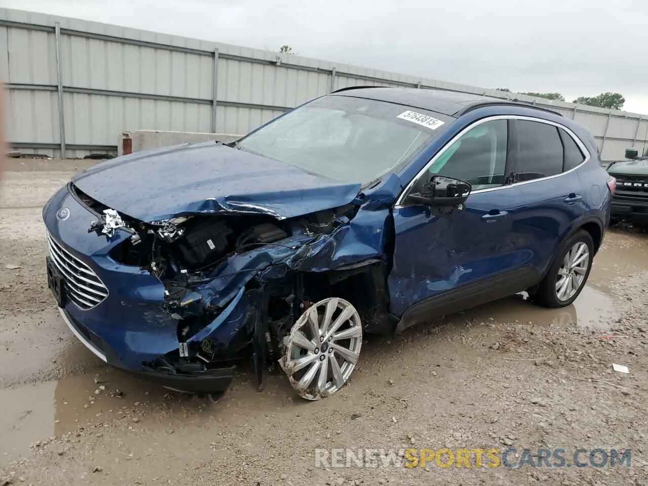 1 Photograph of a damaged car 1FMCU9J95NUB64746 FORD ESCAPE 2022