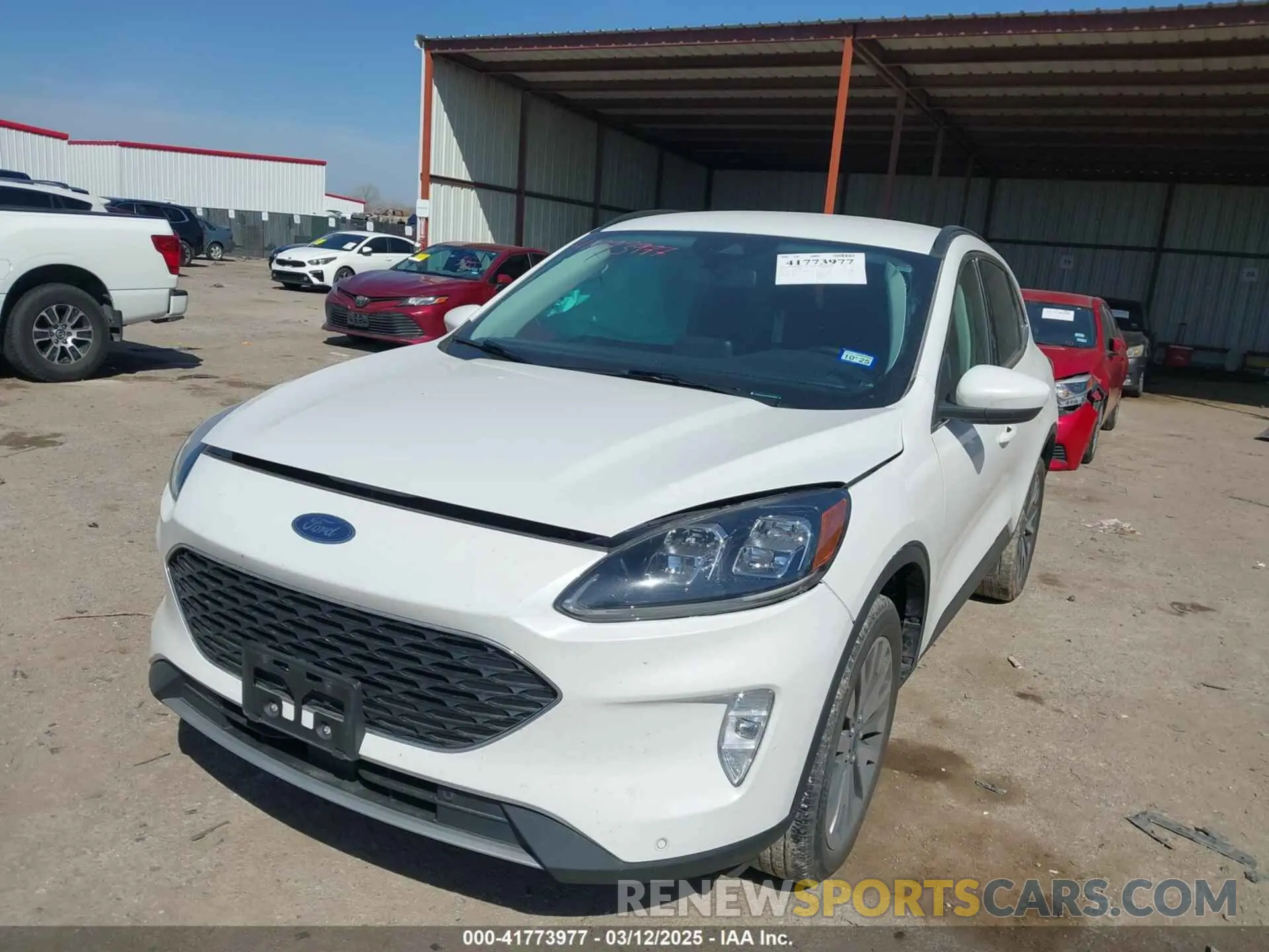 2 Photograph of a damaged car 1FMCU9J97NUA56239 FORD ESCAPE 2022