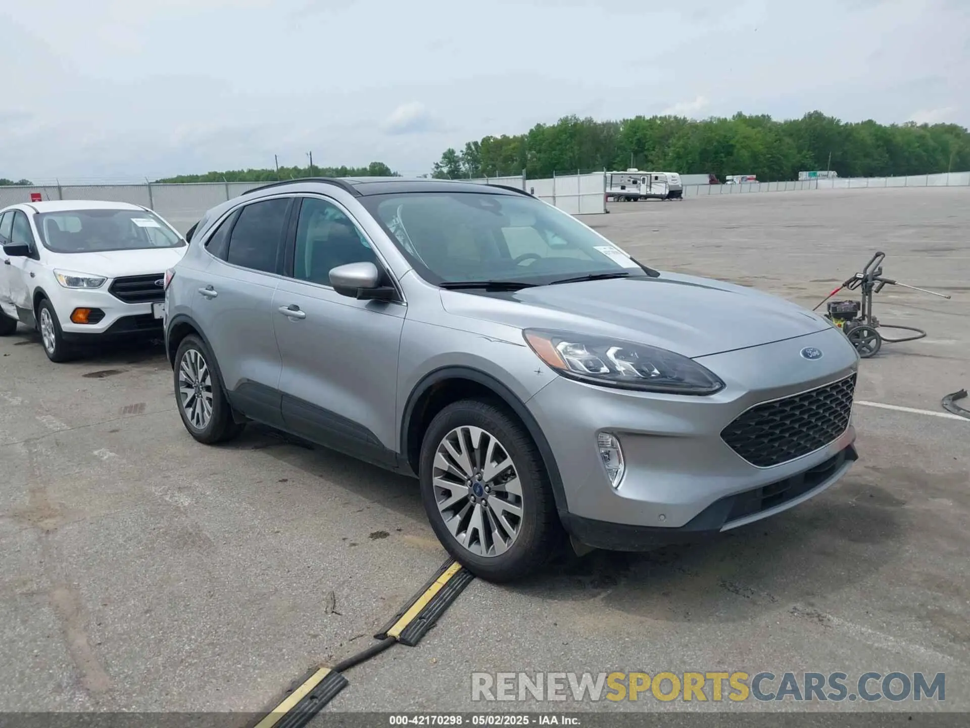 1 Photograph of a damaged car 1FMCU9J98NUA15019 FORD ESCAPE 2022