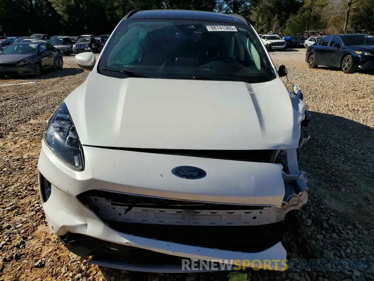 5 Photograph of a damaged car 1FMCU9J99NUA54153 FORD ESCAPE 2022