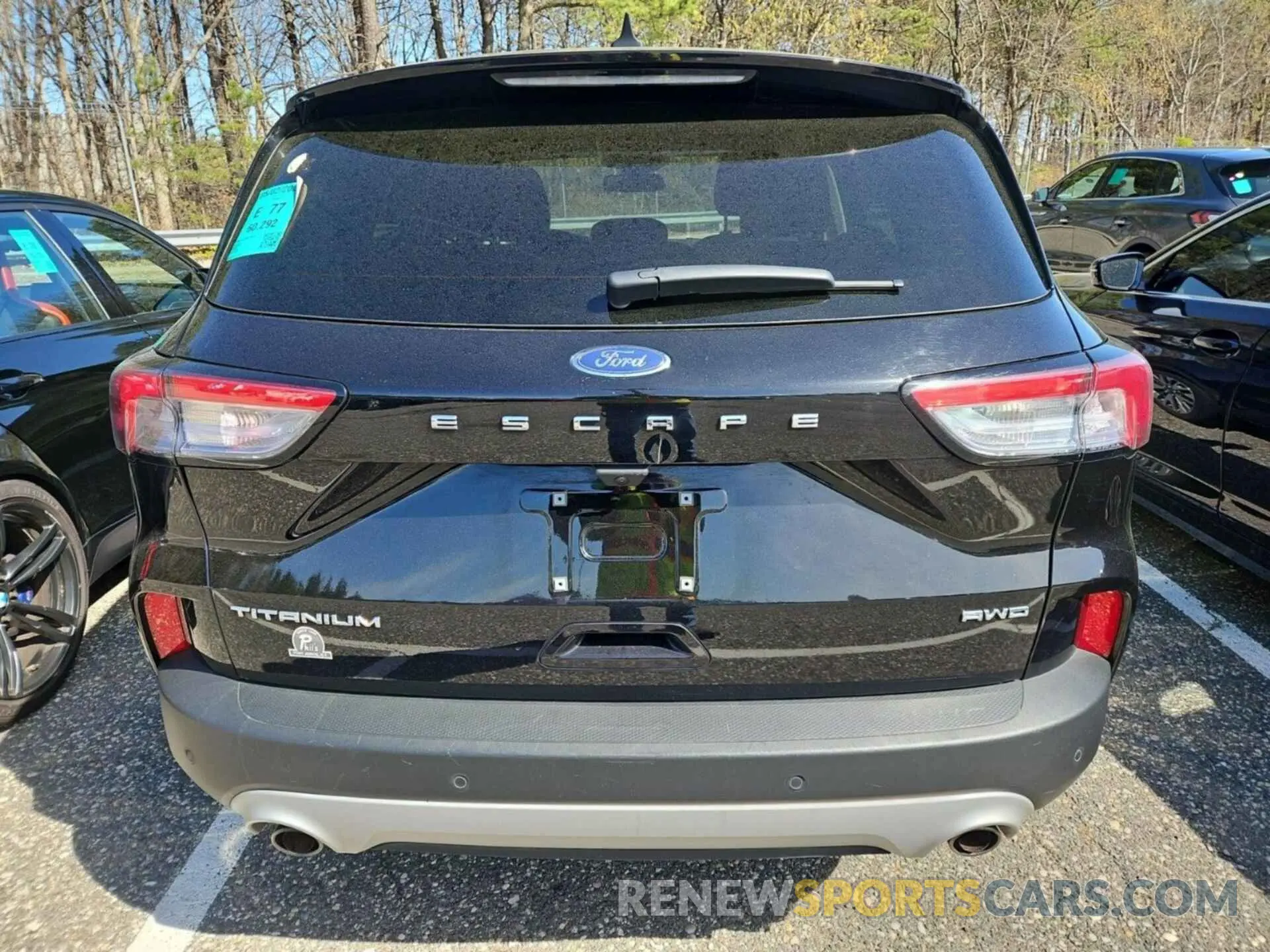 32 Photograph of a damaged car 1FMCU9J9XNUA73925 FORD ESCAPE 2022