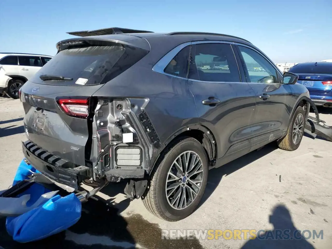 3 Photograph of a damaged car 1FMCU0E19PUA73871 FORD ESCAPE 2023