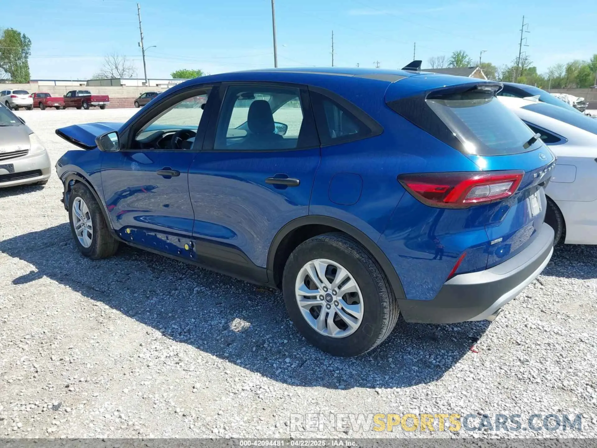 3 Photograph of a damaged car 1FMCU0FN0PUA15021 FORD ESCAPE 2023