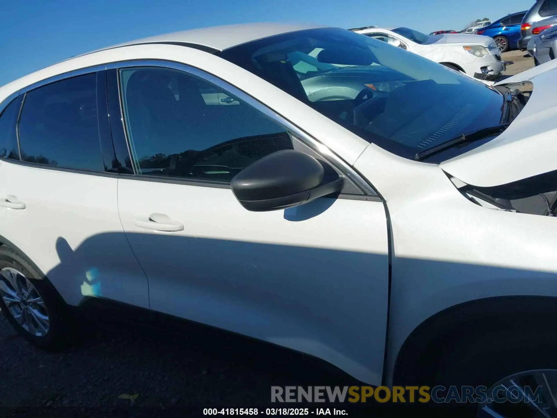 13 Photograph of a damaged car 1FMCU0GN0PUA52469 FORD ESCAPE 2023