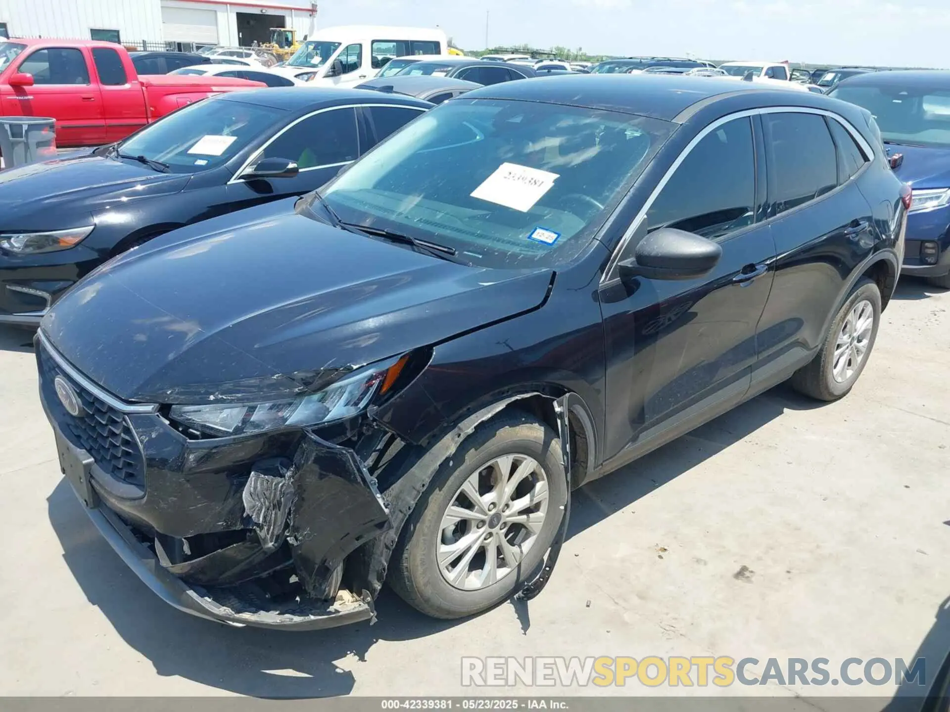 2 Photograph of a damaged car 1FMCU0GN0PUB19216 FORD ESCAPE 2023