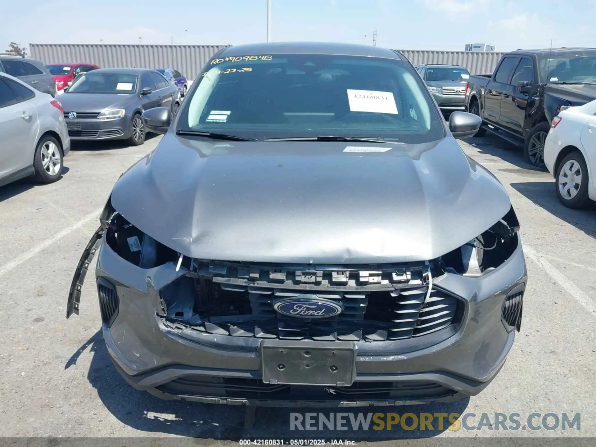 12 Photograph of a damaged car 1FMCU0GN2PUB35708 FORD ESCAPE 2023