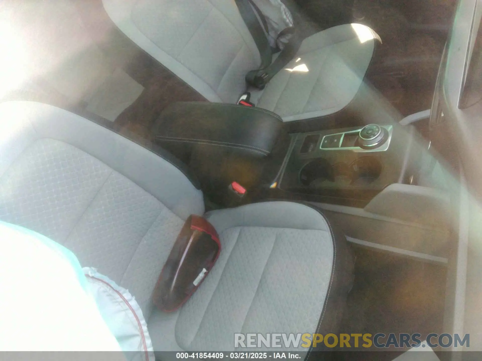 5 Photograph of a damaged car 1FMCU0GN3PUA72604 FORD ESCAPE 2023