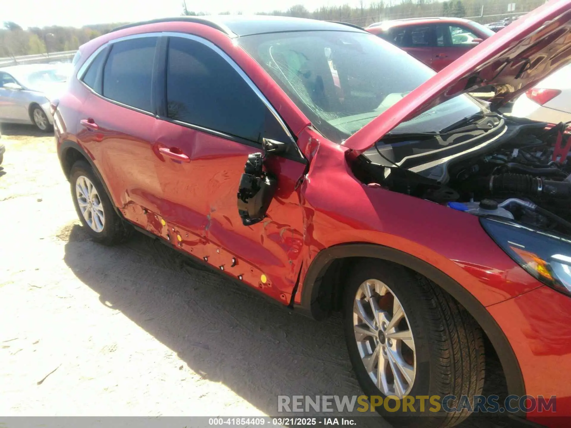 6 Photograph of a damaged car 1FMCU0GN3PUA72604 FORD ESCAPE 2023