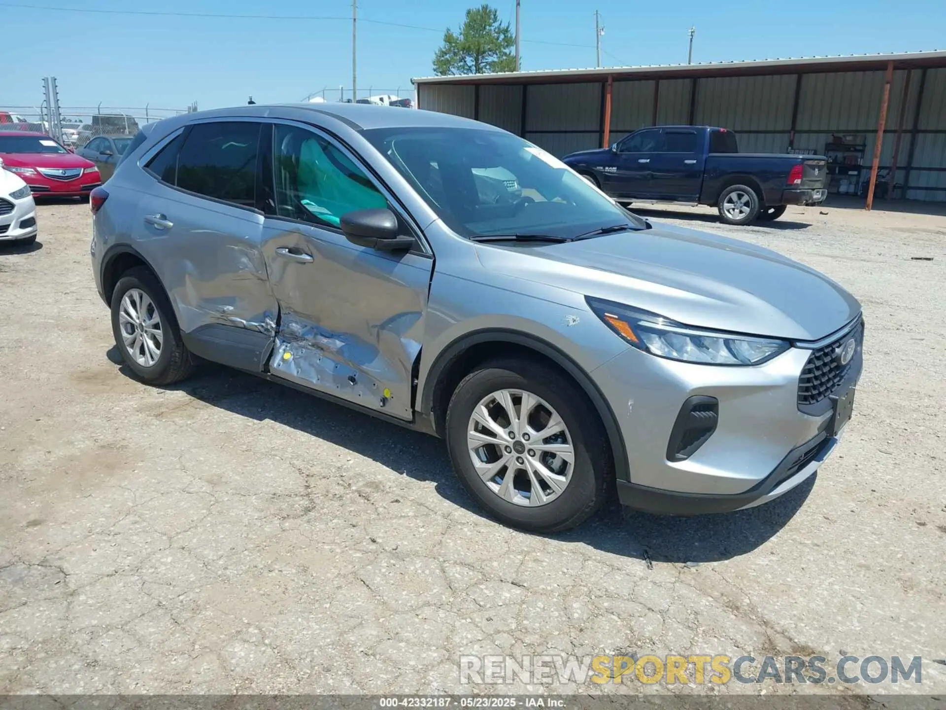 1 Photograph of a damaged car 1FMCU0GN4PUB38013 FORD ESCAPE 2023