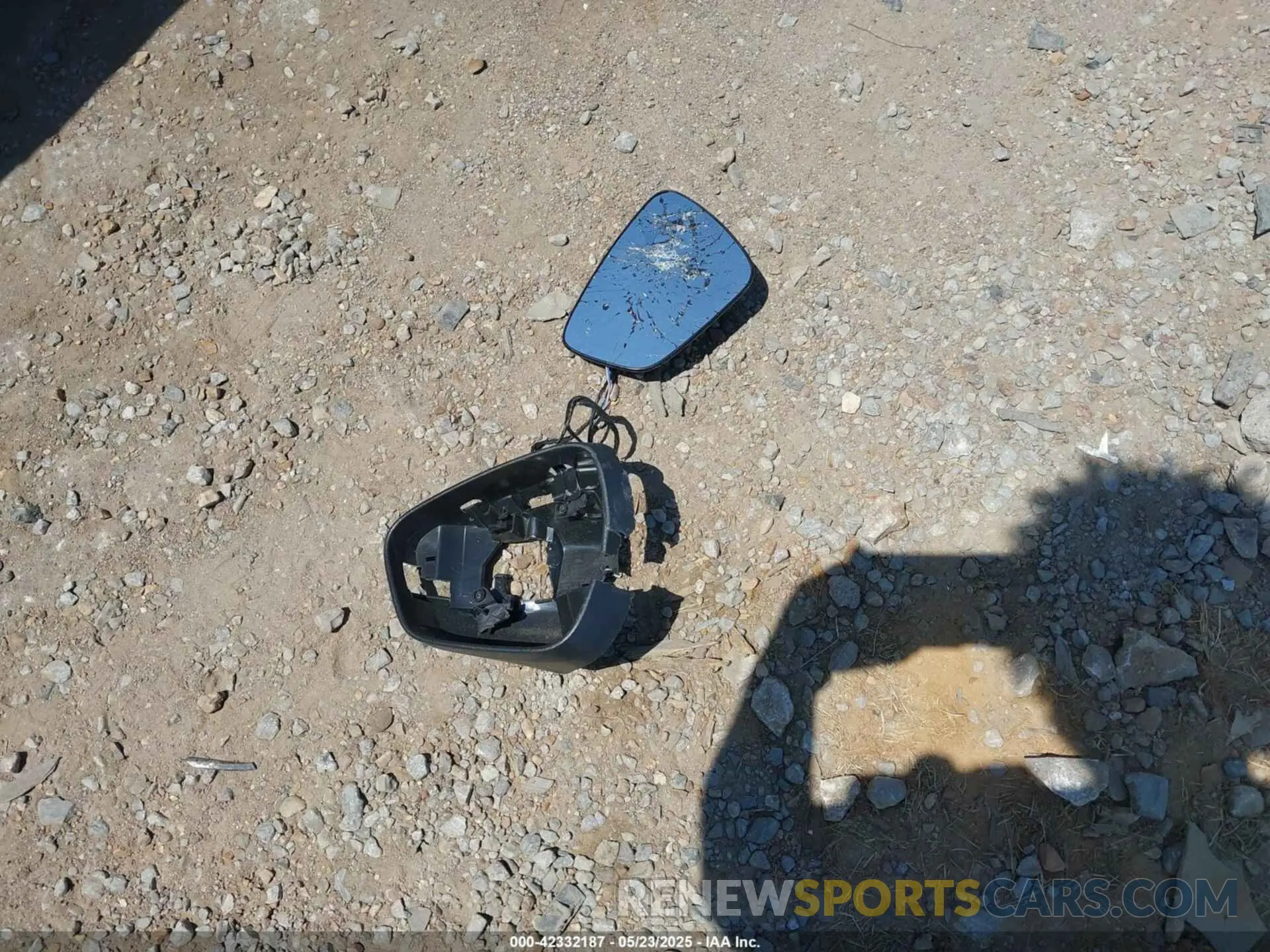 11 Photograph of a damaged car 1FMCU0GN4PUB38013 FORD ESCAPE 2023