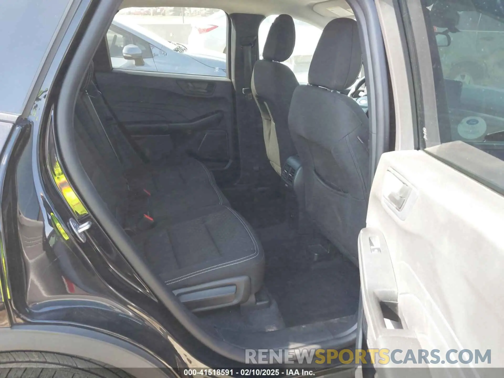 8 Photograph of a damaged car 1FMCU0GN6PUA85377 FORD ESCAPE 2023